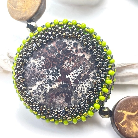 VINTAGE Stone Necklace Magnetic Clasp - Picture 2 of 5